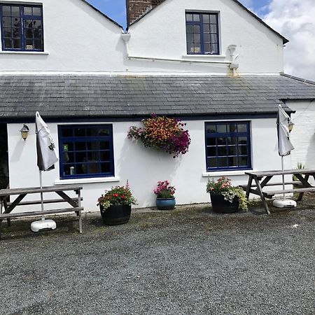 Blue Lion Inn Lewdown Bagian luar foto